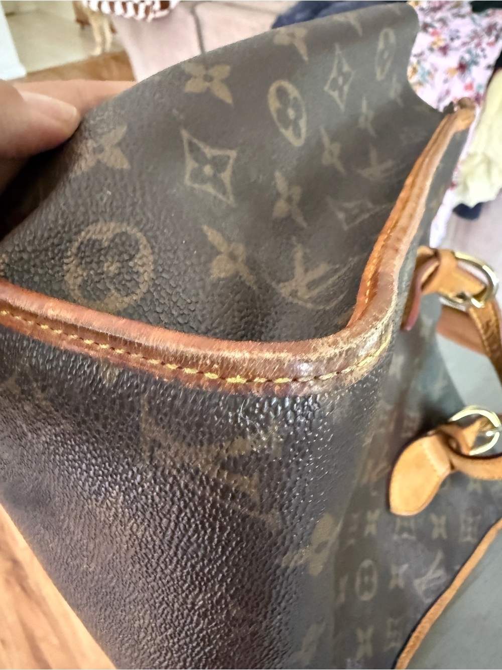 Louis Vuitton Monogram Canvas Tote with Vachetta Trim